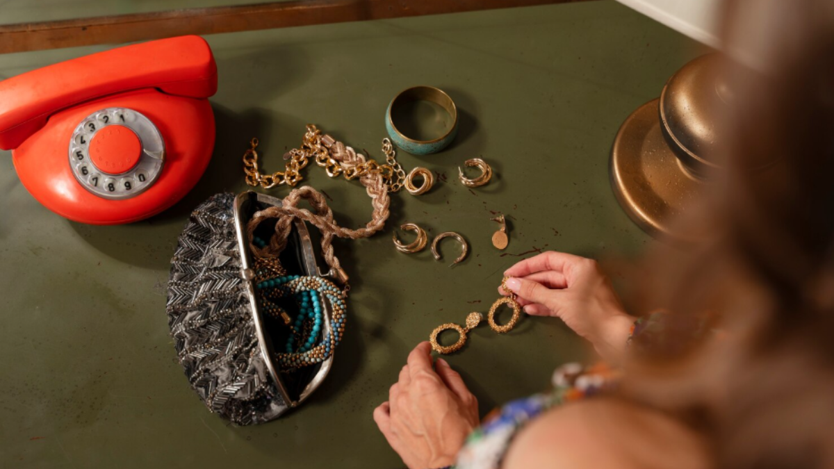 Coordinating Jewelry With Your Outfits And Fashion Sense